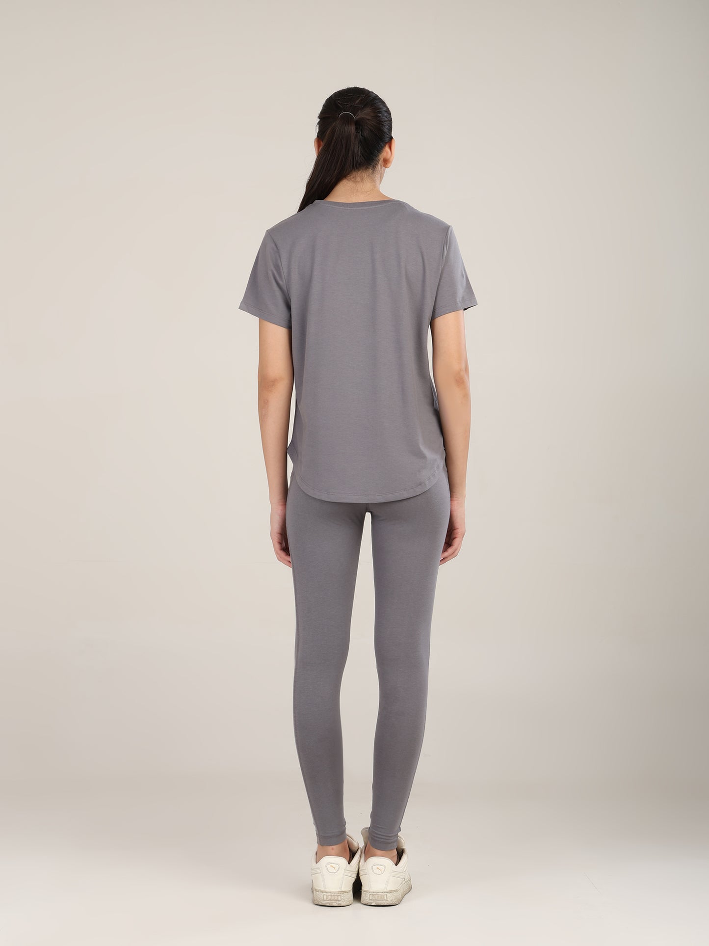 Uncuvr Ash Grey Bamboo Workout Set: Where Comfort Meets Performance