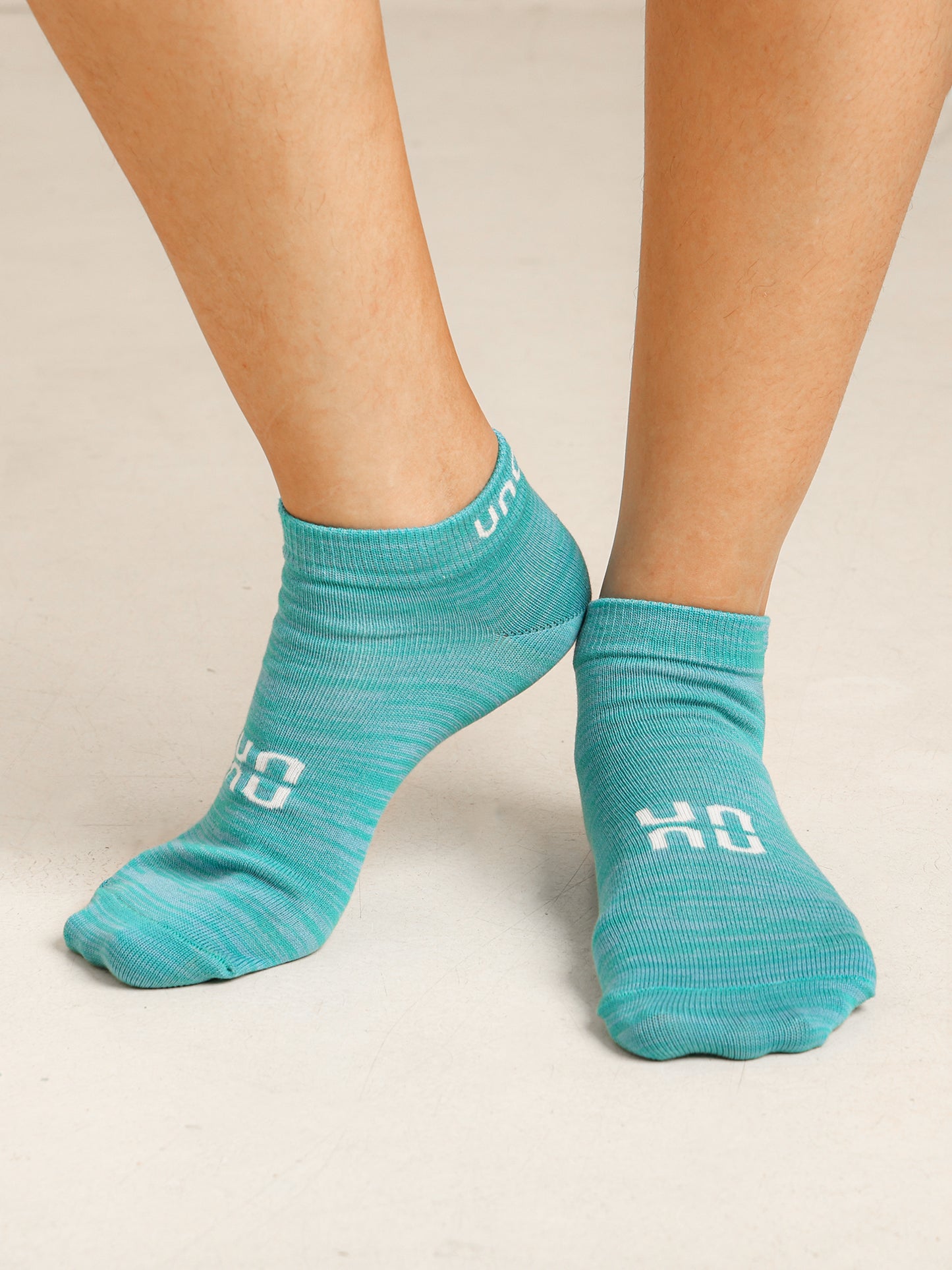 Uncuvr CloudStep Aqua Mist Bamboo Socks