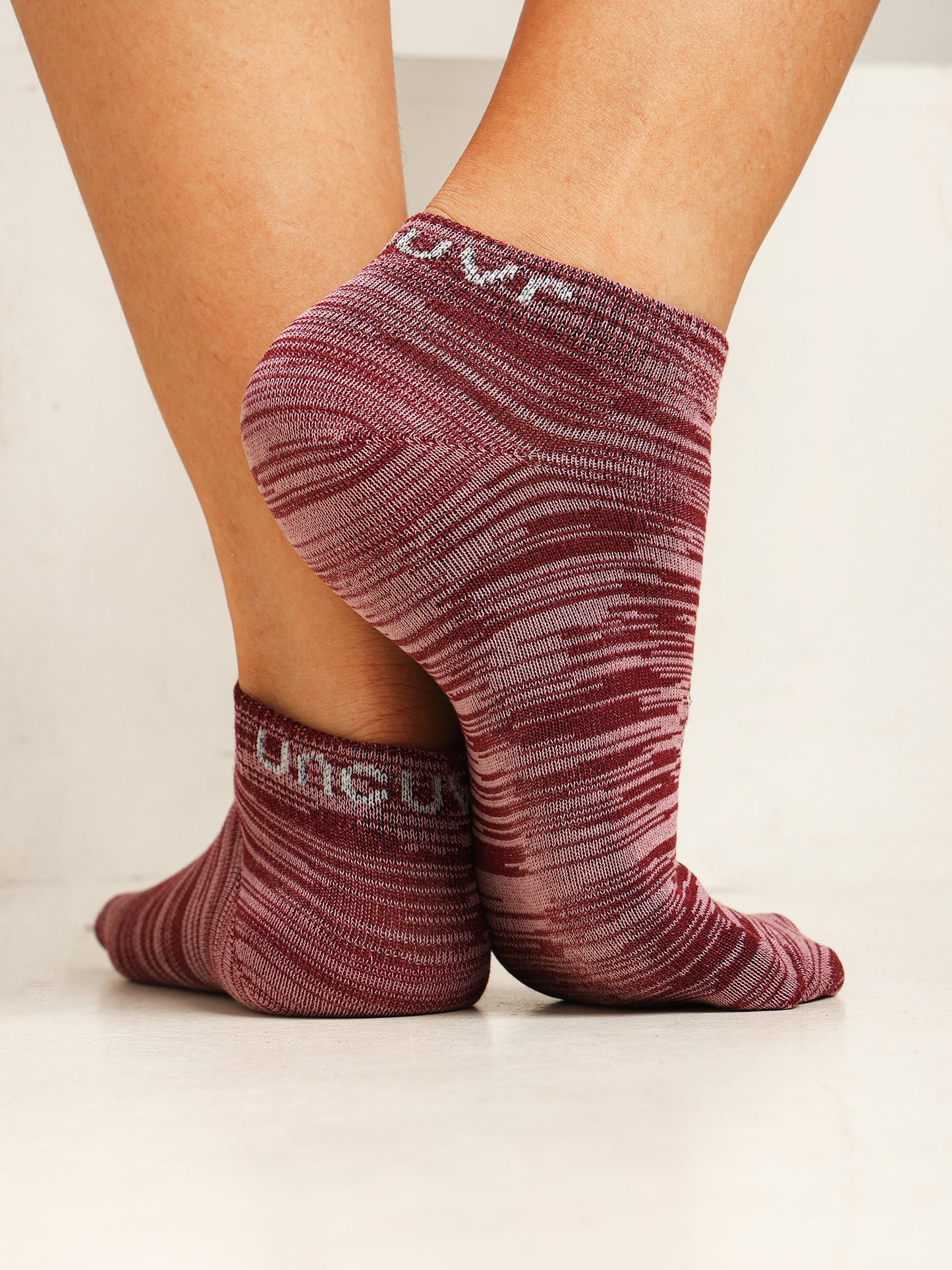 Uncuvr CloudStep Wine Haze Bamboo Socks