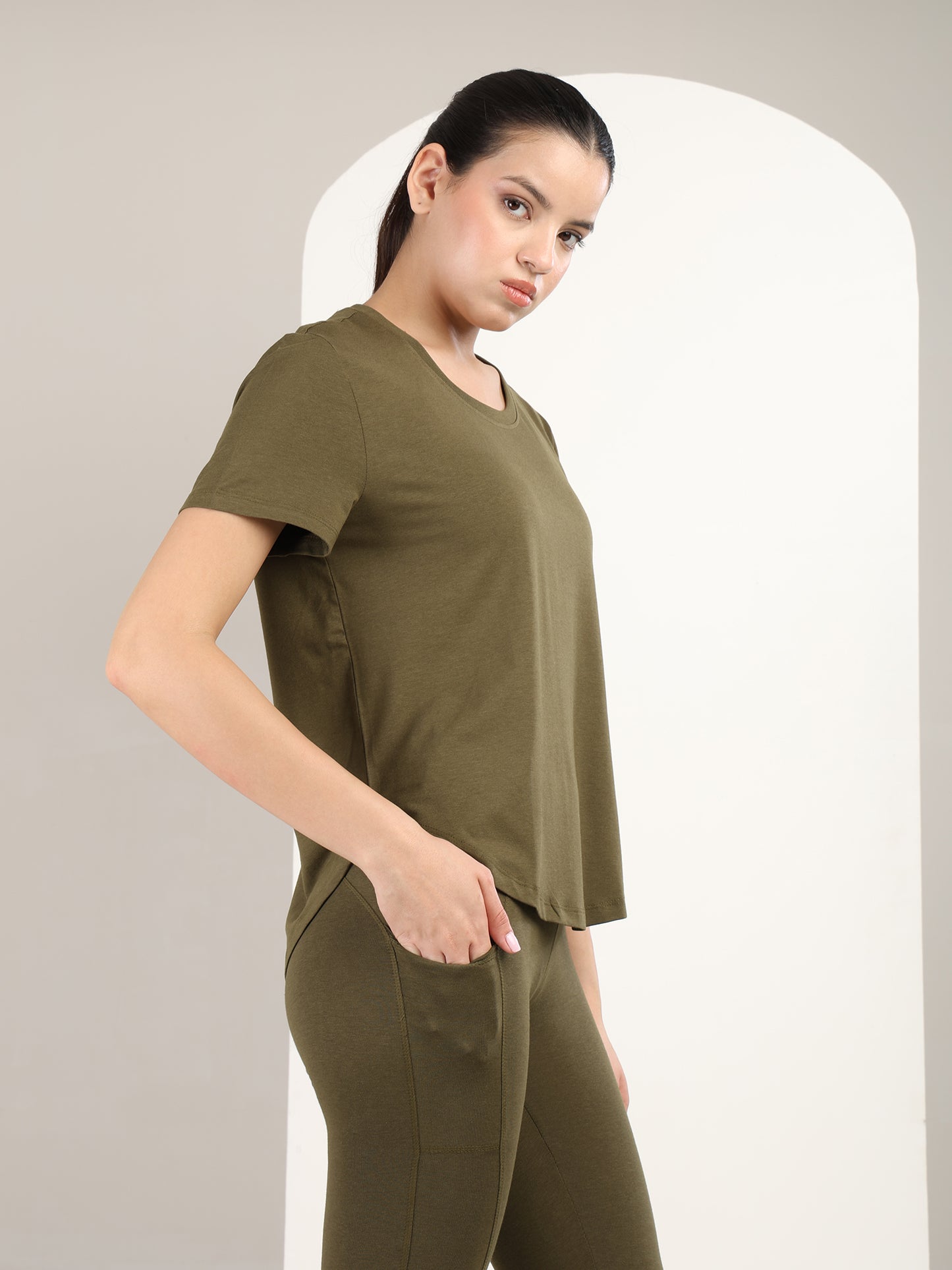 Uncuvr Moss Green Bamboo Workout Set: Where Comfort Meets Performance
