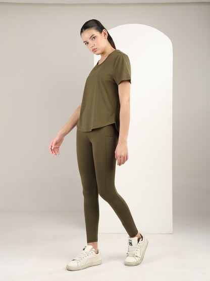 Uncuvr Moss Green Bamboo Workout Set: Where Comfort Meets Performance