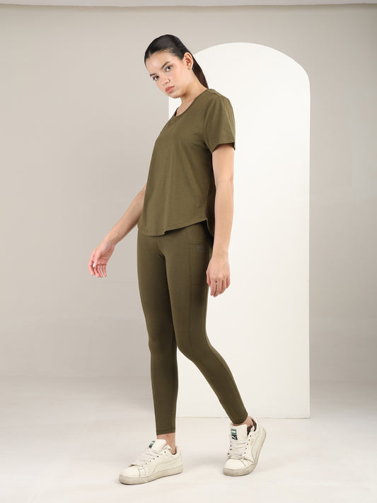 Uncuvr Moss Green Bamboo Workout Set: Where Comfort Meets Performance