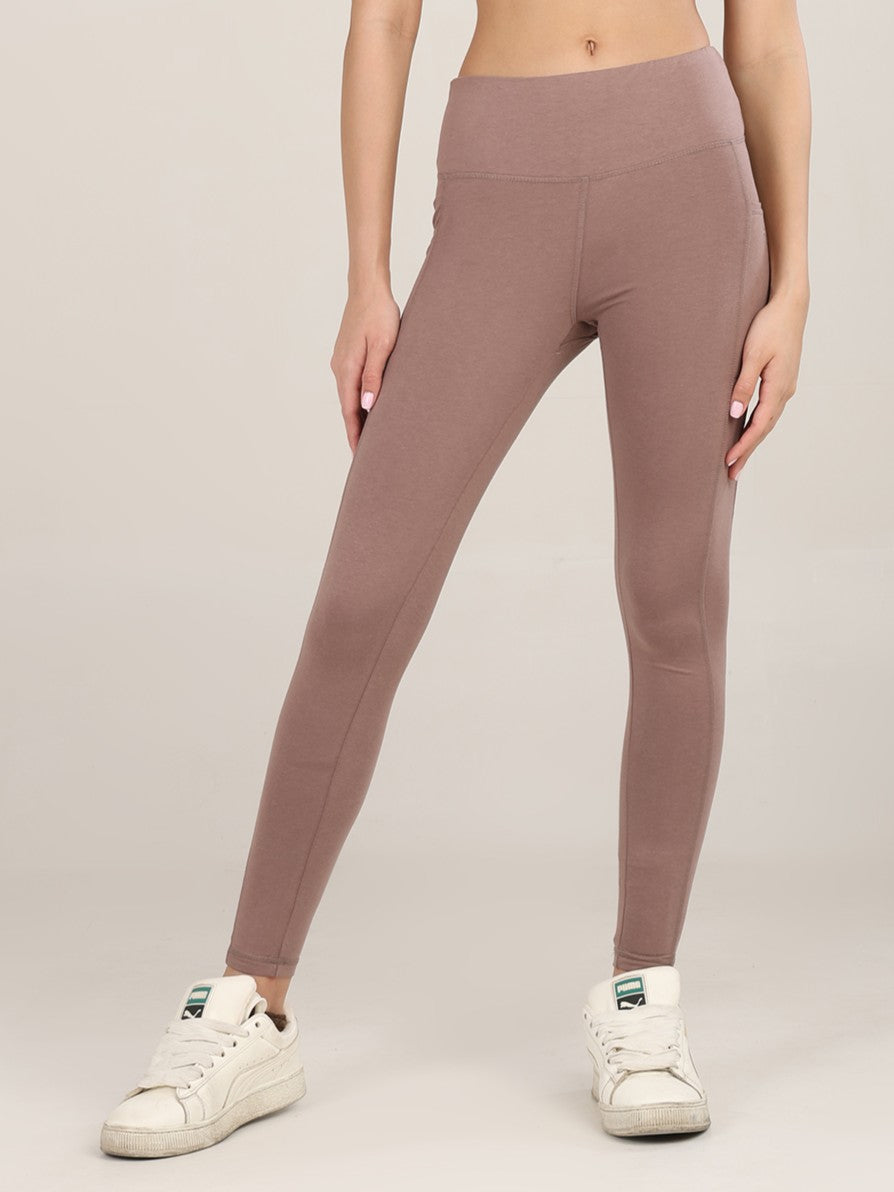 Uncuvr Walnut Bamboo Leggings: Effortless Style, Ultimate Comfort