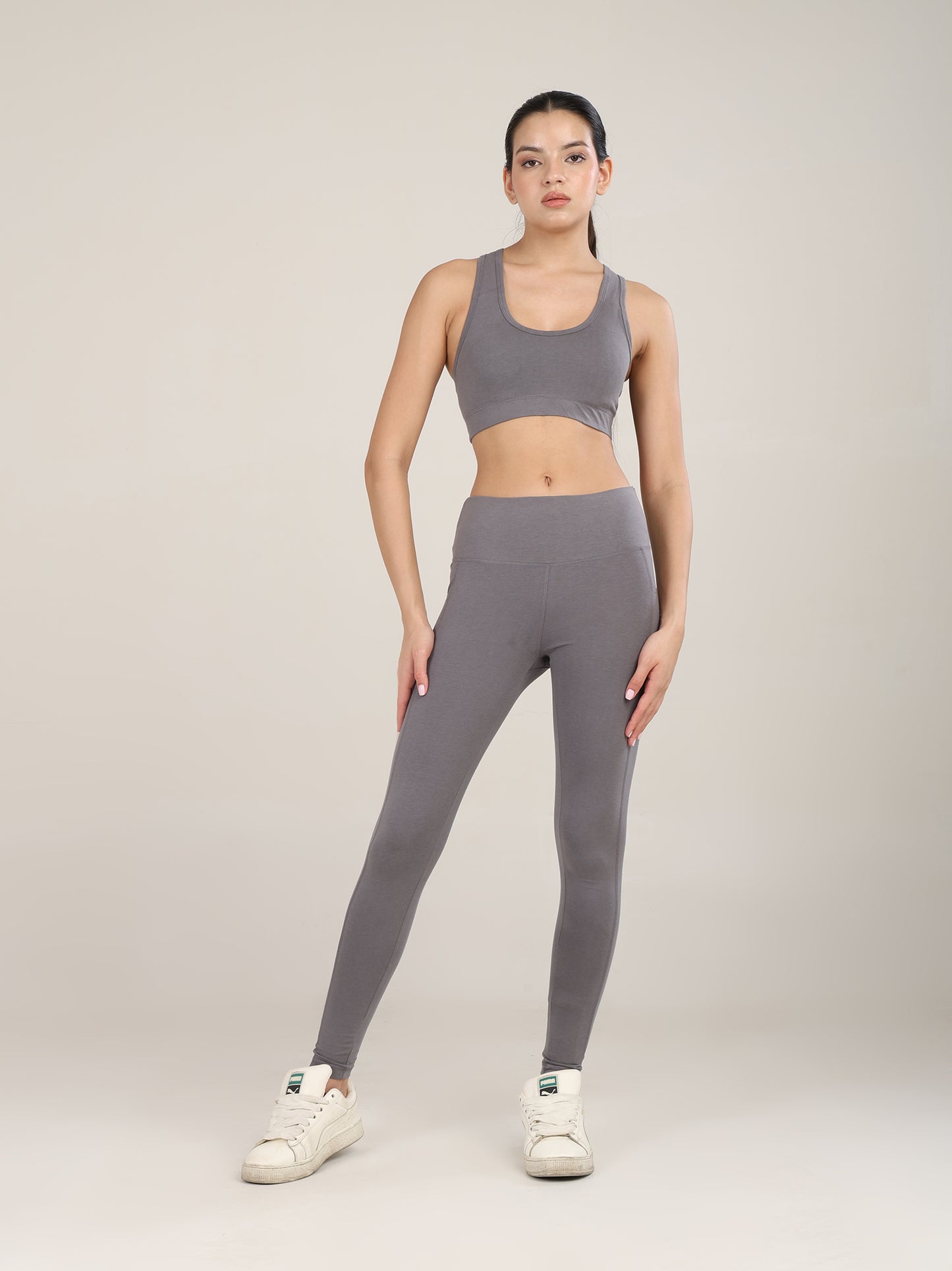 Uncuvr Ash Grey Bamboo Activewear Set: Where Comfort Meets Performance