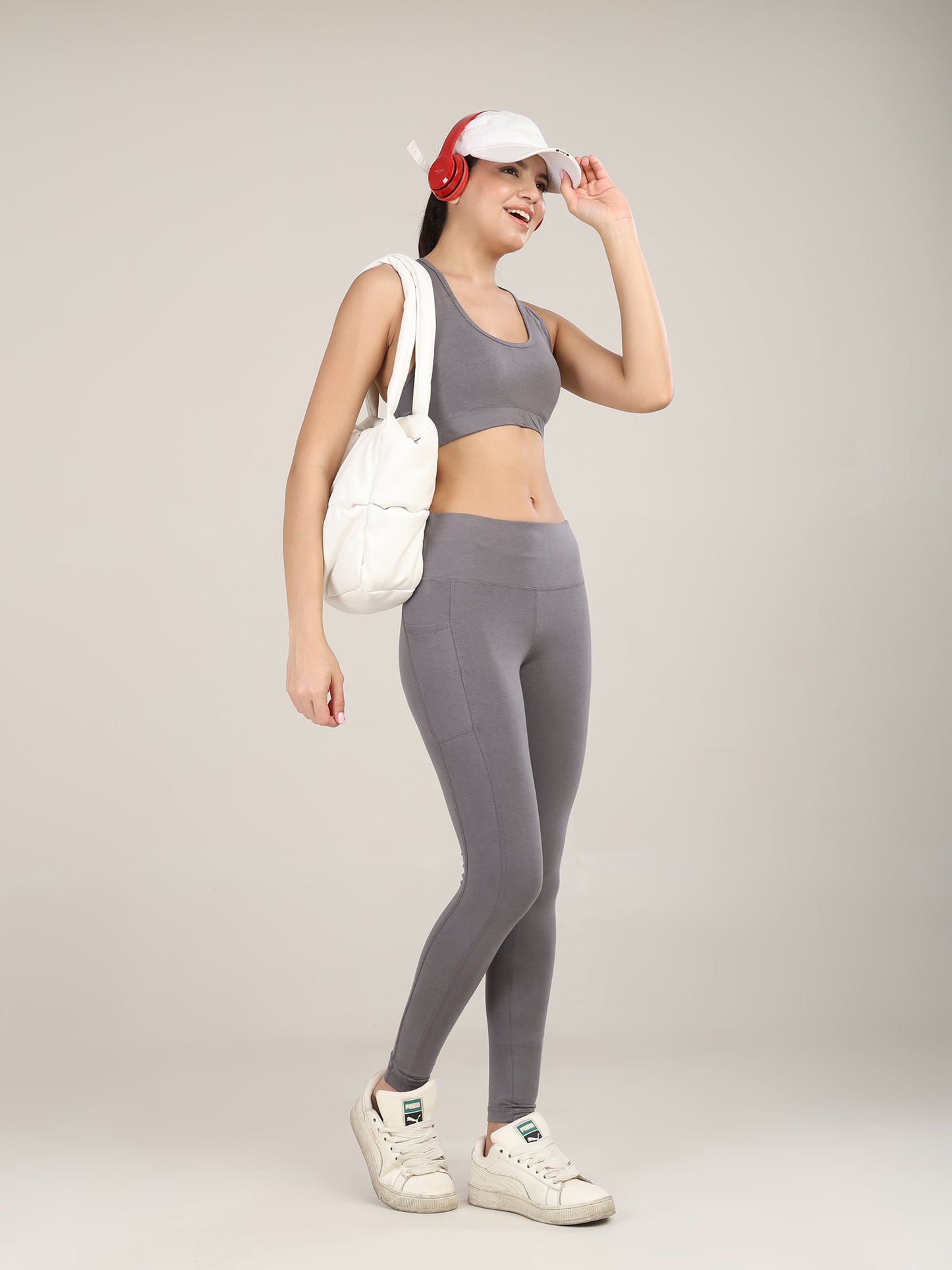 Uncuvr Ash Grey Bamboo Activewear Set: Where Comfort Meets Performance
