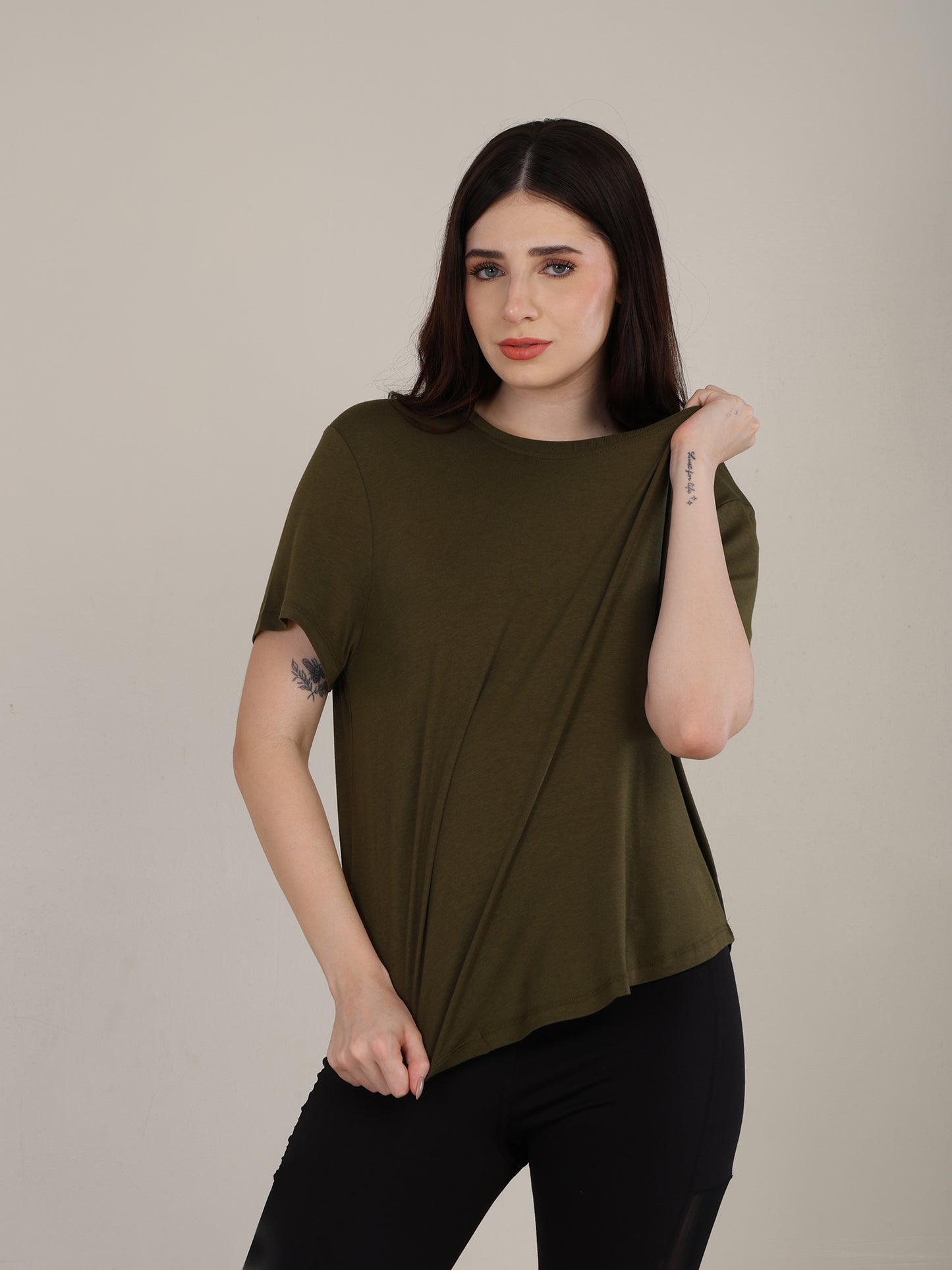 Uncuvr Moss Green Bamboo Comfort T-Shirt: Soft, Breezy & Effortless All Day