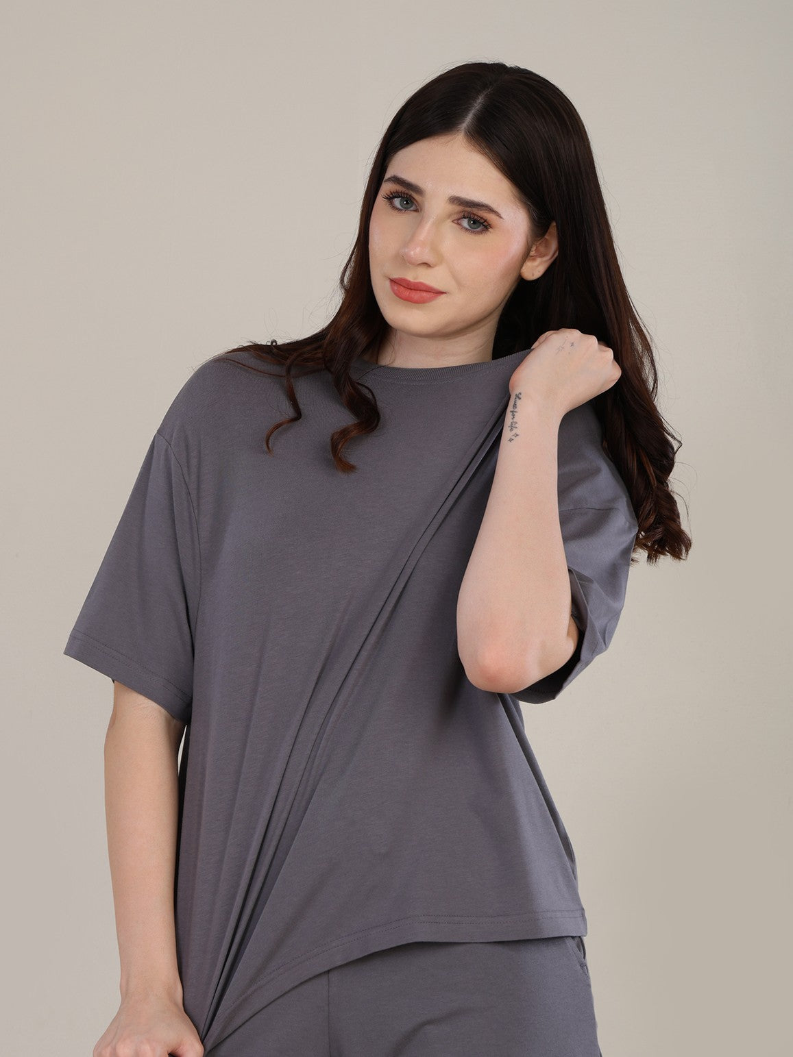 Uncuvr Ash Grey Bamboo Basic T-Shirt: Soft, Breezy & Effortless All Day