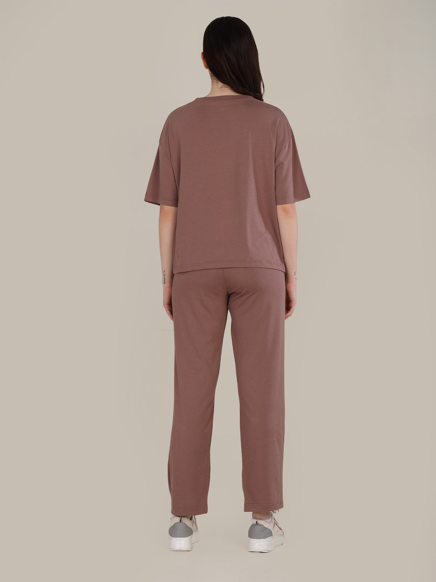 Uncuvr Walnut Bamboo Sleepwear Lounge Set: Relax in Eco-Friendly Comfort