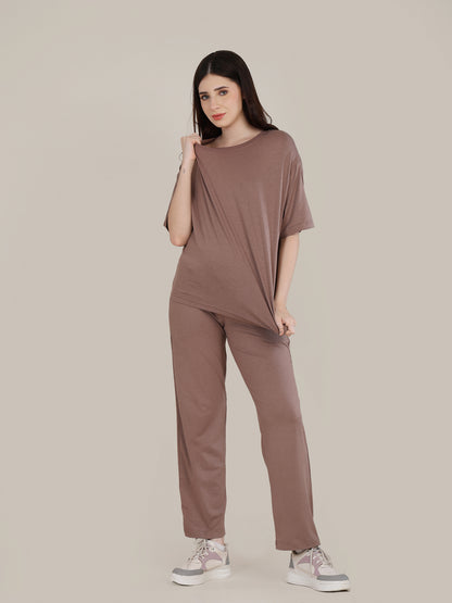 Uncuvr Walnut Bamboo Sleepwear Lounge Set: Relax in Eco-Friendly Comfort