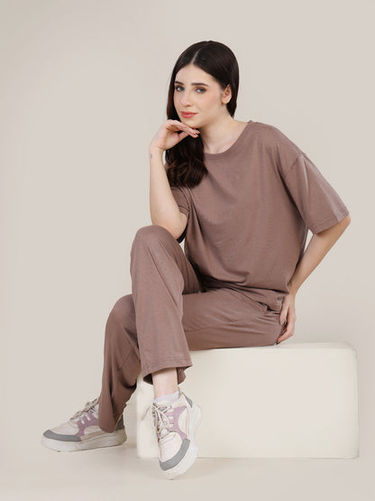 Uncuvr Walnut Bamboo Sleepwear Lounge Set: Relax in Eco-Friendly Comfort