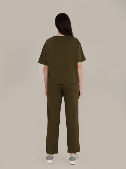 Uncuvr Moss Green Bamboo Sleepwear Lounge Set: Relax in Eco-Friendly Comfort