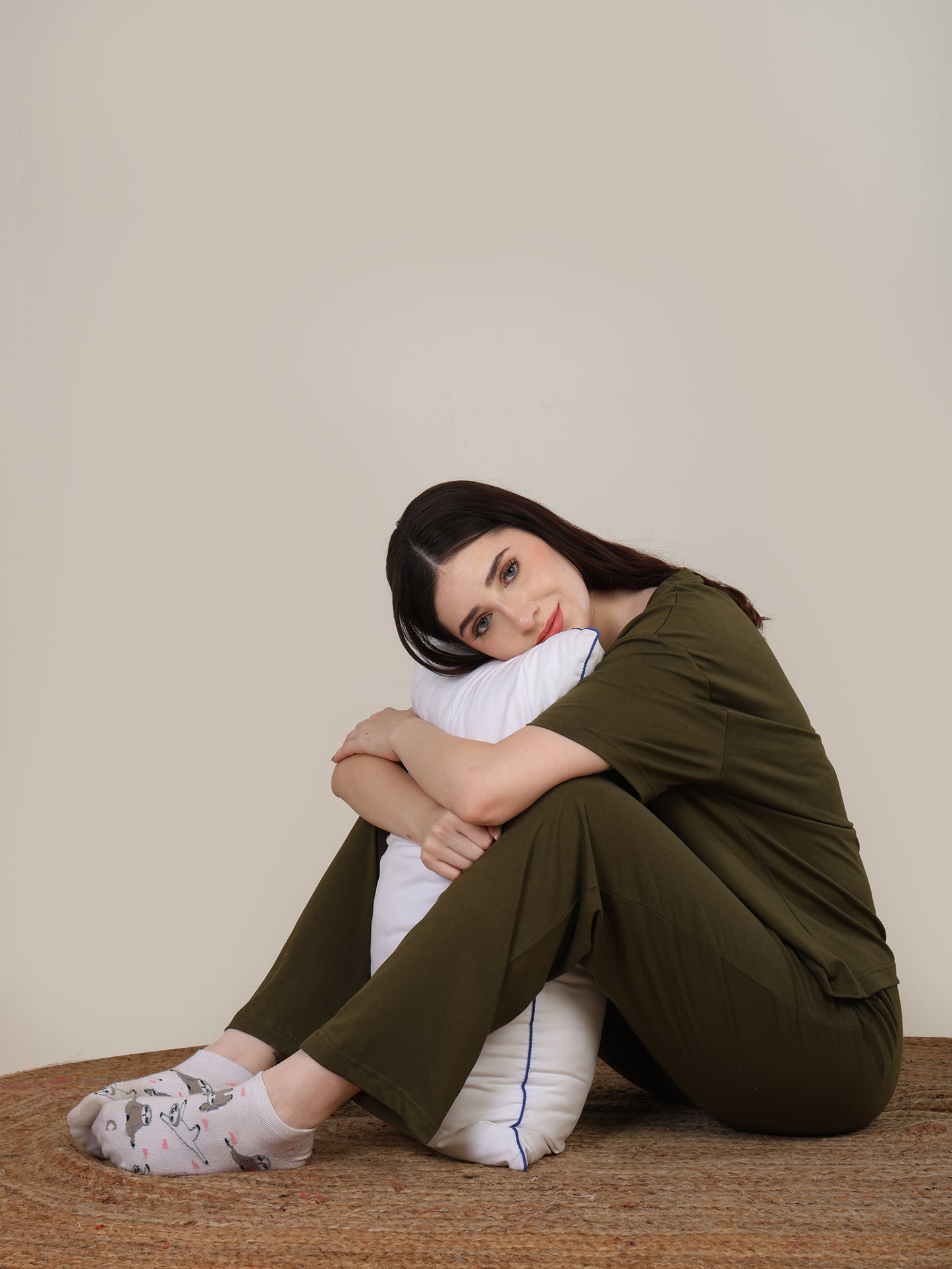 Uncuvr Moss Green Bamboo Sleepwear Lounge Set: Relax in Eco-Friendly Comfort