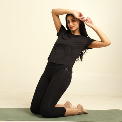 Uncuvr Jet Black Bamboo Comfort T-Shirt: Soft, Breezy & Effortless All Day