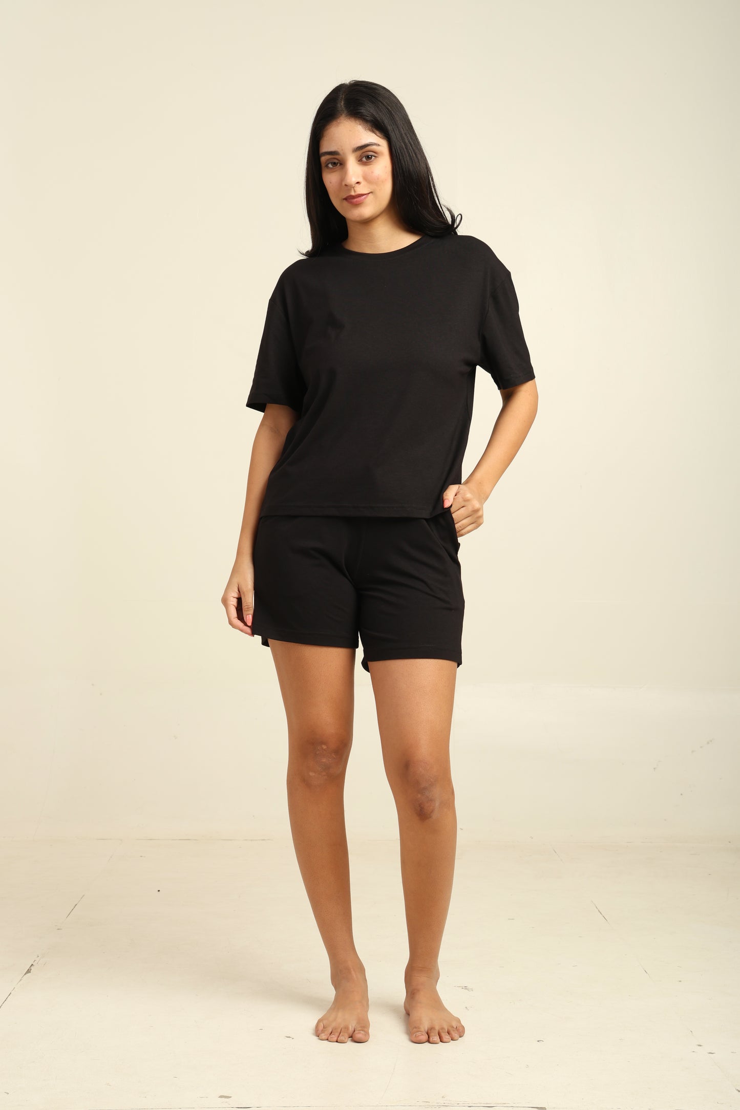 Uncuvr Jet Black Bamboo Sleepwear Set of 3: Relax in Eco-Friendly Comfort