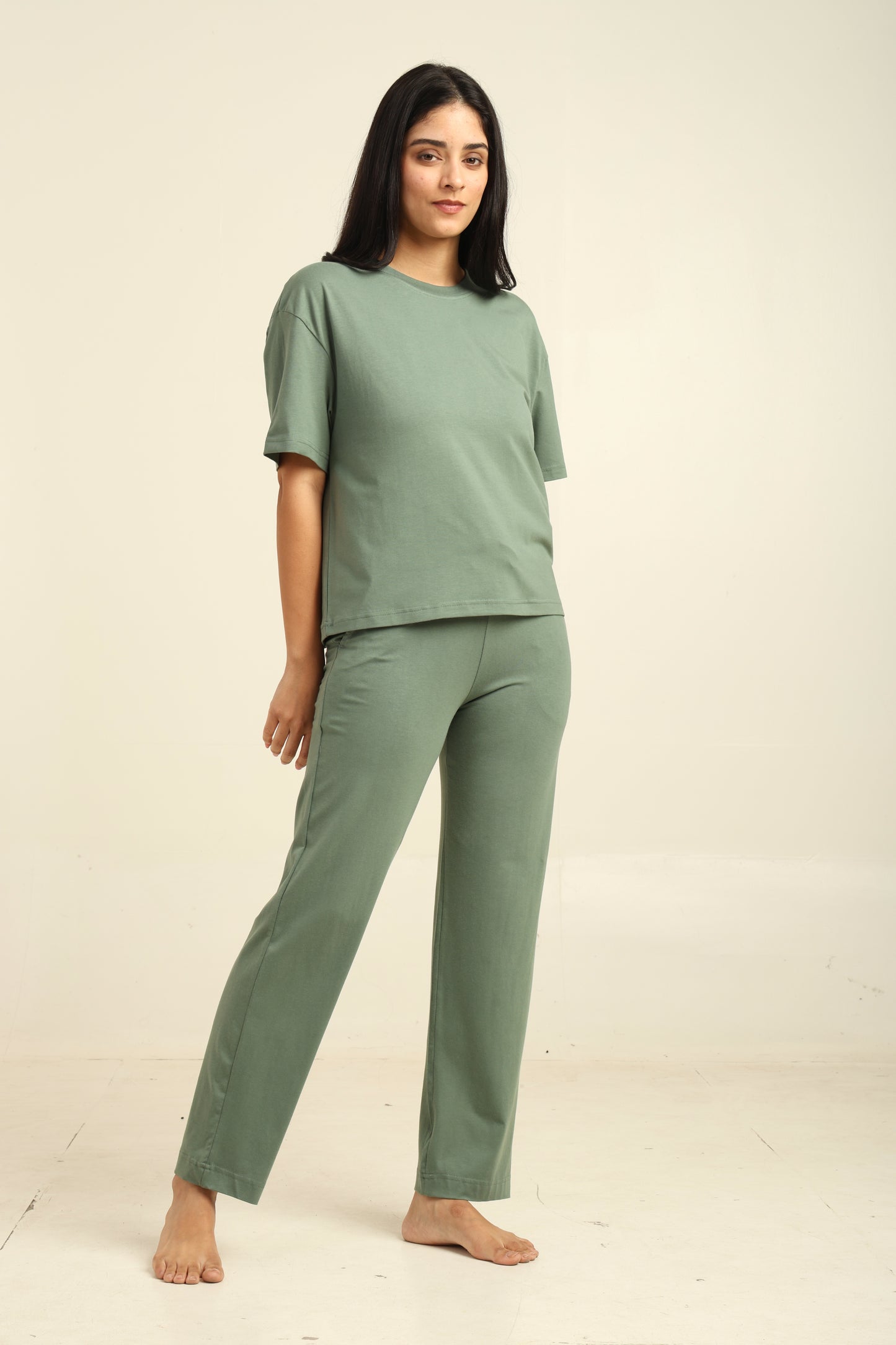 Uncuvr Granite Green Bamboo Sleepwear Set of 3: Relax in Eco-Friendly Comfort