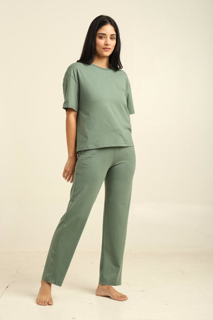 Uncuvr Granite Green Bamboo Sleepwear Set of 3: Relax in Eco-Friendly Comfort